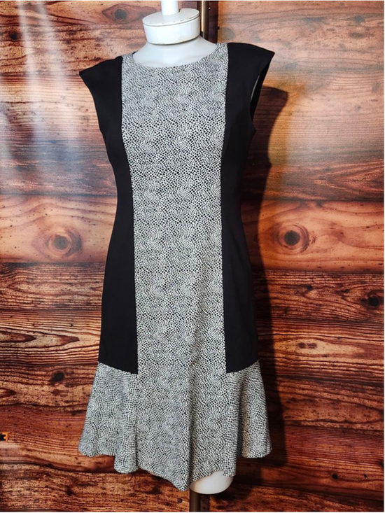 DKNY Dresses & Skirts - Women's DKNY Black & White Animal Print Cap Sleeve Dress Size 4